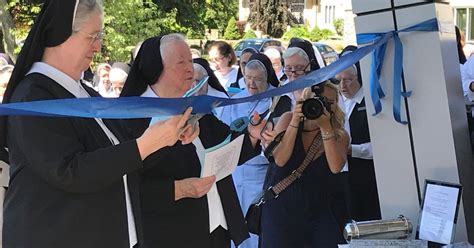 New convent brings healthy, infirm nuns together in .